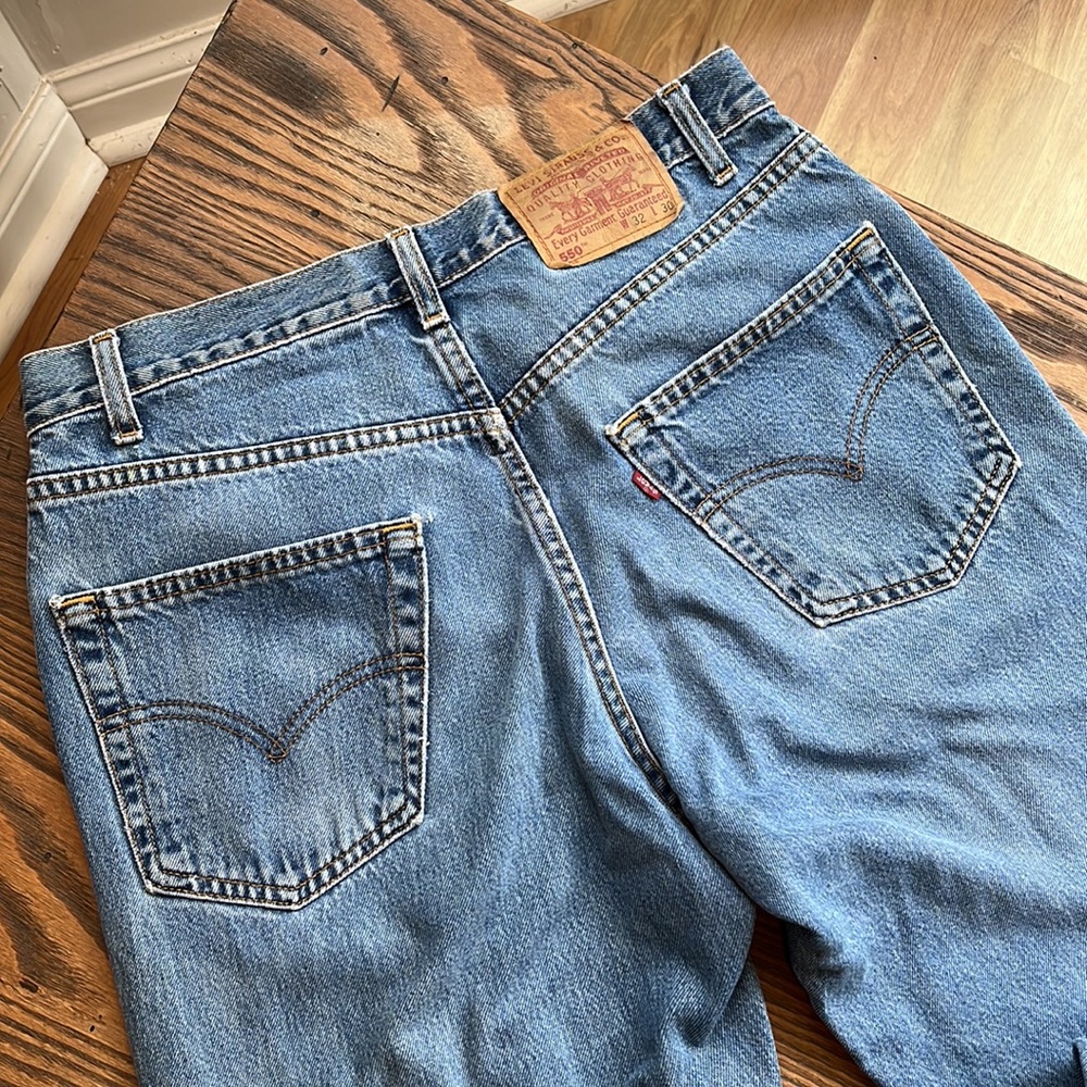 Y2K vintage Levi’s 550 relaxed size 32/30